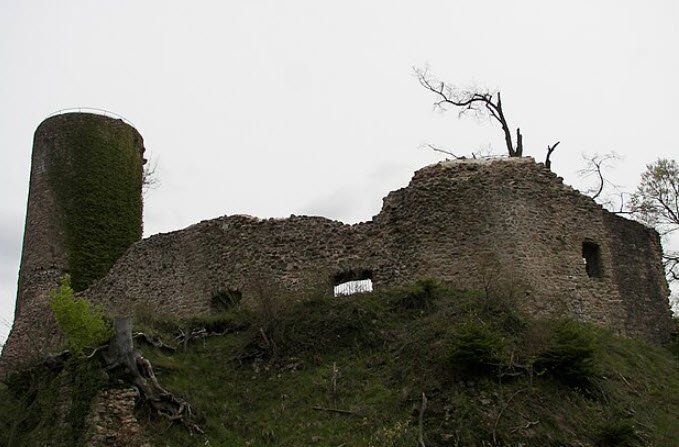 Ruine Leckstein, Burladingen-Gauselfingen, Germany